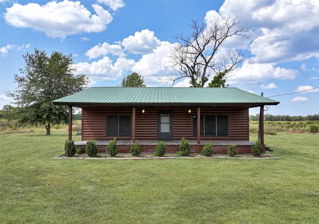 Photo 1 of Single family home for sale at 2461 Fm 2118, Bagwell, TX 75412 | MLS# 21375587 | Listing updated on 2026-09-01