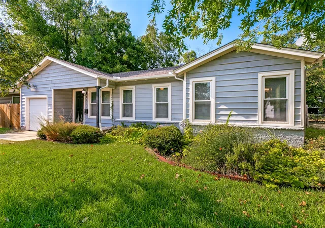 Photo 1 of Single family home for sale at 5317 Palmer Dr, Haltom City, TX 76117 | MLS# 21372679 | Listing updated on 2026-09-02