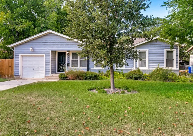 Photo 2 of Single family home for sale at 5317 Palmer Dr, Haltom City, TX 76117 | MLS# 21372679 | Listing updated on 2026-09-02