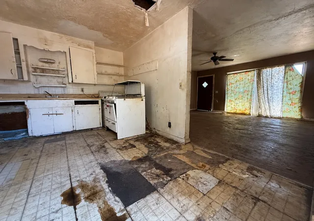 Photo 3 of Sale Pending at 2217 Nina Maria St, Fort Worth, TX 76114 | MLS# 21374606 | Listing updated on 2026-09-26