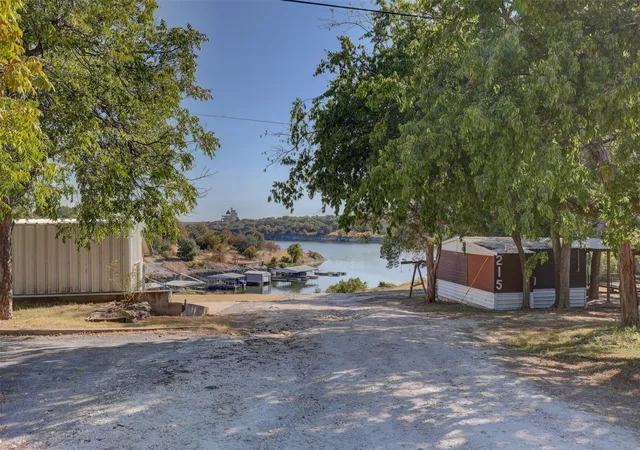 Photo 1 of Single family home for sale at 206 County Rd 1767, Clifton, TX 76634 | MLS# 21373258 | Listing updated on 2026-09-05