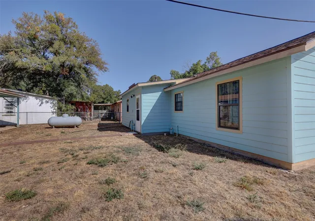 Photo 4 of Single family home for sale at 206 County Rd 1767, Clifton, TX 76634 | MLS# 21373258 | Listing updated on 2026-09-05