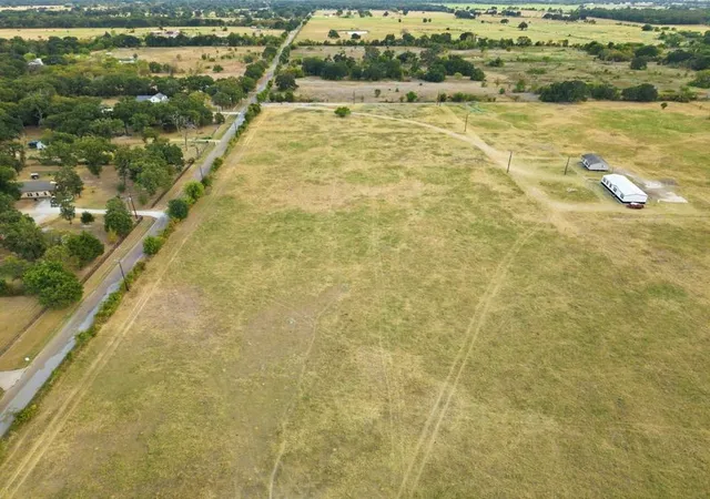Photo 3 of Sale Pending at Tbd Lot 6 Flag Lake Rd, Kemp, TX 75143 | MLS# 21375638 | Listing updated on 2026-09-29