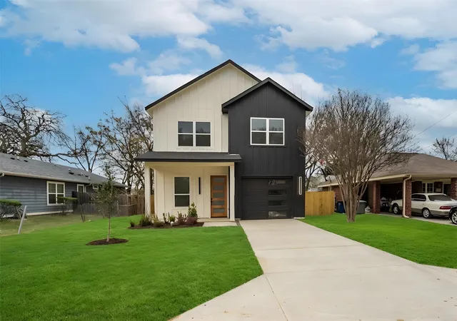 Photo 1 of Single family home for sale at 4715 Nome St, Dallas, TX 75216 | MLS# 21372626 | Listing updated on 2026-09-02