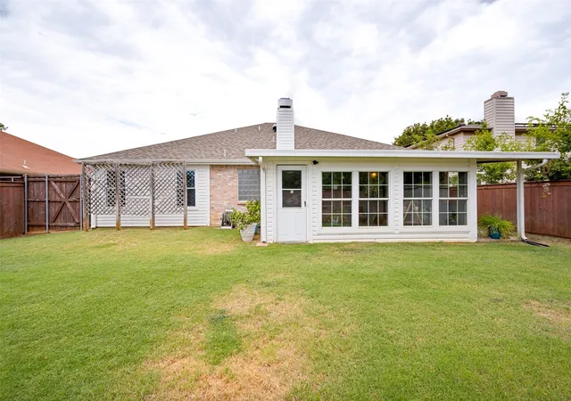 Photo 25 of Sale Pending at 3302 Cliff Oaks Dr, Corinth, TX 76210 | MLS# 21375598 | Listing updated on 2026-10-08