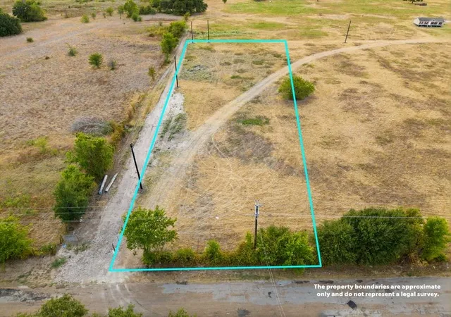 Photo 2 of Land for sale at Tbd Lot 9 Flag Lake Rd, Seven Points, TX 75143 | MLS# 21375655 | Listing updated on 2026-09-02