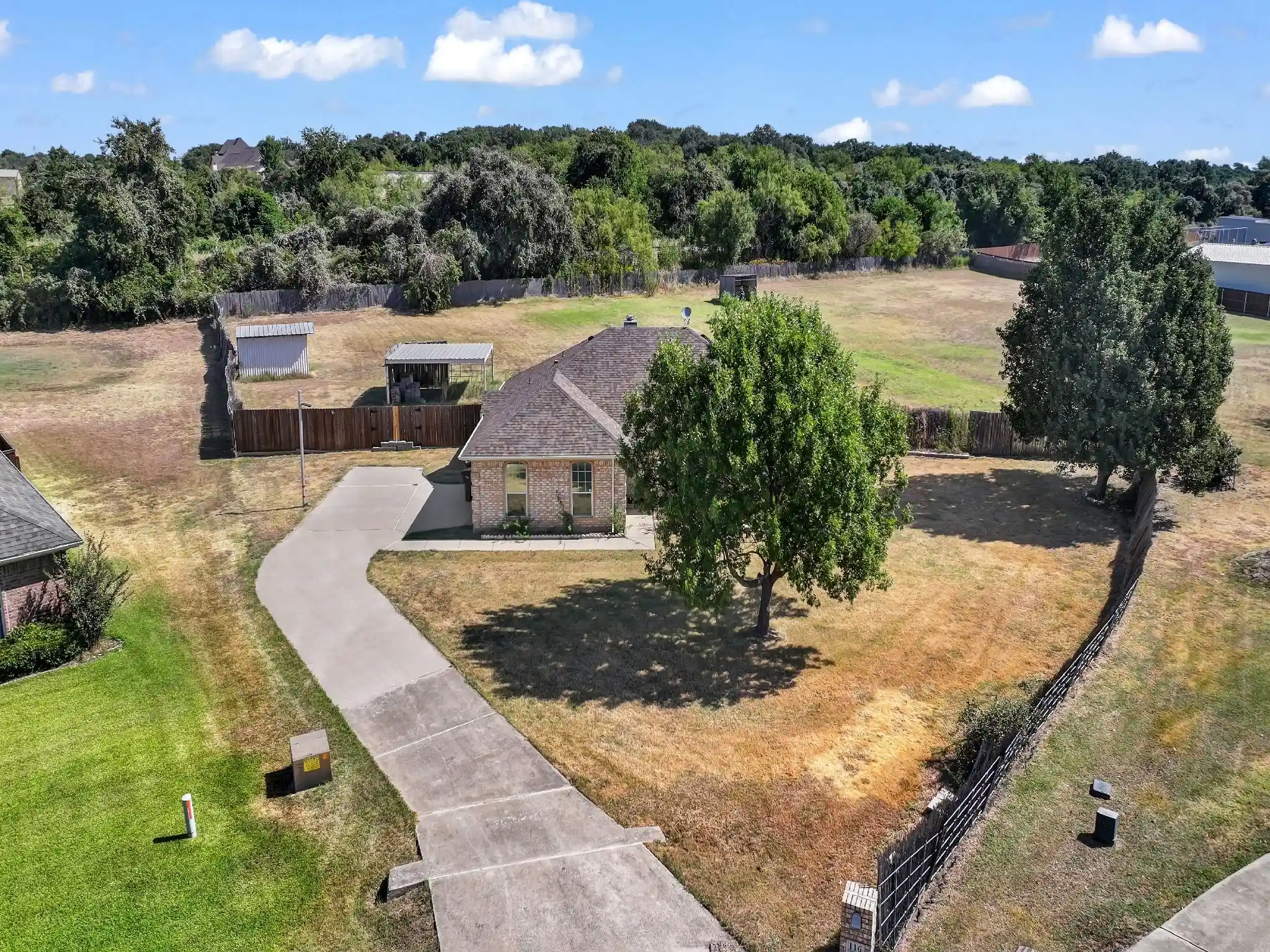 Single family home for sale at 116 Butternut Ct, Weatherford, TX 76088 | MLS# 21374687