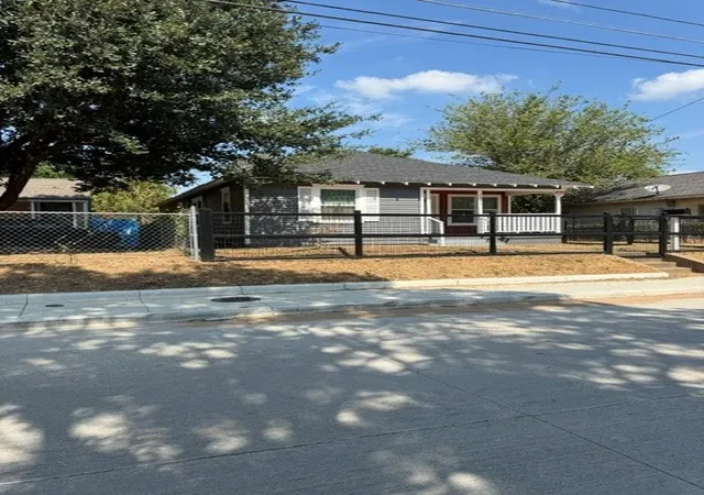 Photo 2 of Single family home for sale at 3823 Jamaica, Dallas, TX 75210 | MLS# 21374542 | Listing updated on 2026-10-03