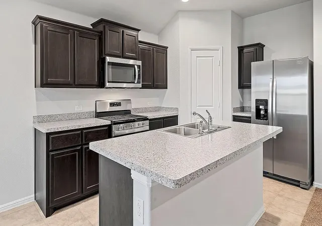 Photo 1 of Single family home for sale at 637 Cofer Way, Fort Worth, TX 76131 | MLS# 21375685 | Listing updated on 2026-10-03