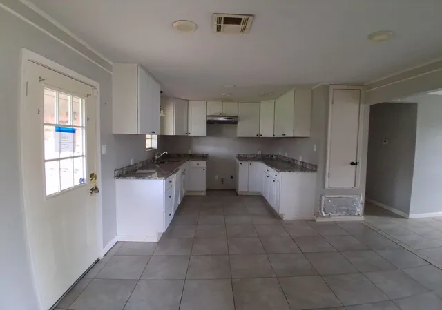 Photo 3 of Sale Pending at 4809 Orchid Cir, Bossier City, LA 71111 | MLS# 21375681 | Listing updated on 2026-09-16