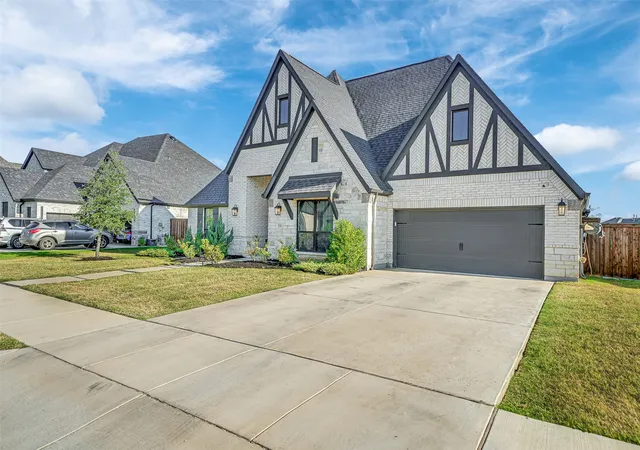 Photo 3 of Single family home for sale at 531 Syracuse St, Haslet, TX 76052 | MLS# 21375749 | Listing updated on 2026-10-06