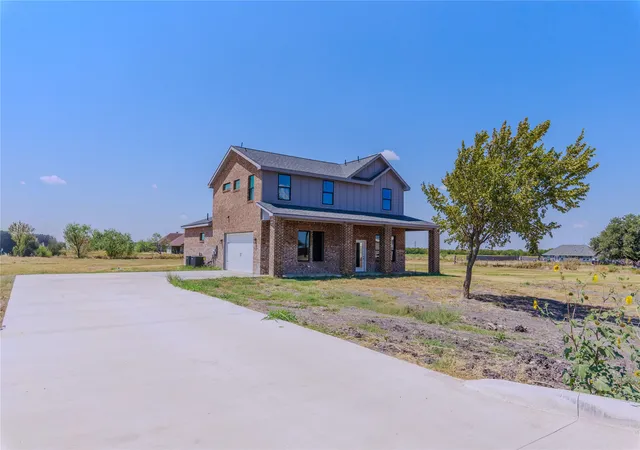 Photo 1 of Single family home for sale at 2908 Bliss Meadows Dr, Kaufman, TX 75142 | MLS# 21375763 | Listing updated on 2026-09-28