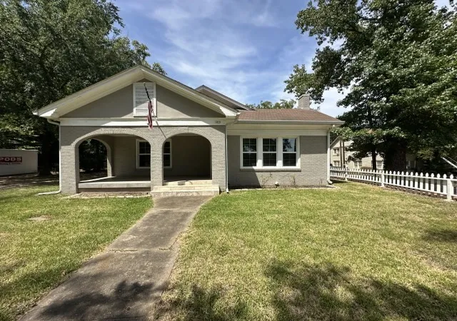 Single family home for sale at 1103 S Broadway Ave, Tyler, TX 75701 | MLS# 21375785