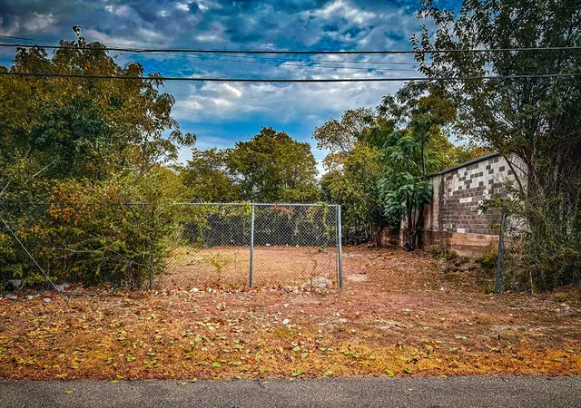 Photo 1 of Land for sale at 2223 Gallatin St, Dallas, TX 75203 | MLS# 21373998 | Listing updated on 2026-09-17