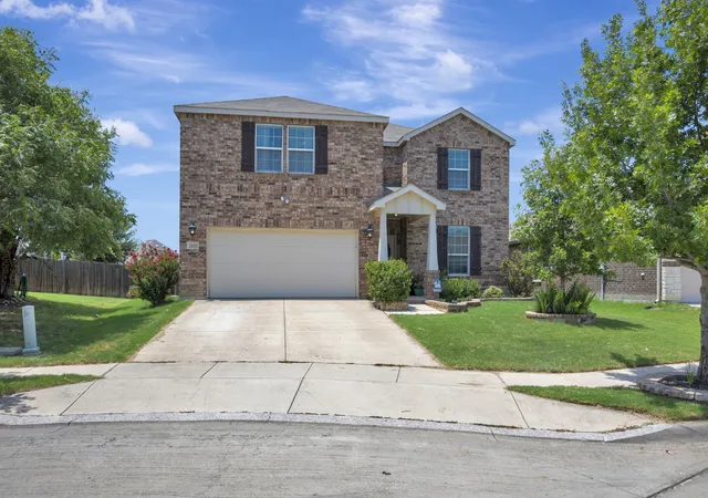 Photo 1 of Single family home for sale at 8105 Kurgan Trl, Fort Worth, TX 76131 | MLS# 21375808 | Listing updated on 2026-09-28