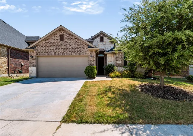 Photo 1 of Single family home for sale at 620 Lake Sierra Way, Little Elm, TX 75068 | MLS# 21375856 | Listing updated on 2026-09-05