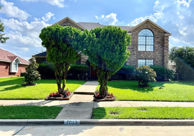 Photo 1 of Single family home for sale at 7013 Tremont Ln, Rowlett, TX 75089 | MLS# 21375619 | Listing updated on 2026-09-02