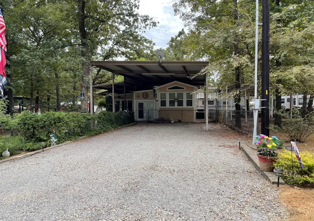 Photo 4 of Manufactured home for sale at 6435 Fm 17 #524,525,553,554, Yantis, TX 75497 | MLS# 21375935 | Listing updated on 2026-09-02