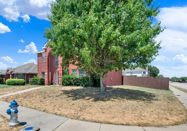 Photo 2 of Single family home for sale at 1533 Balboa Ln, Allen, TX 75002 | MLS# 21375979 | Listing updated on 2026-09-02