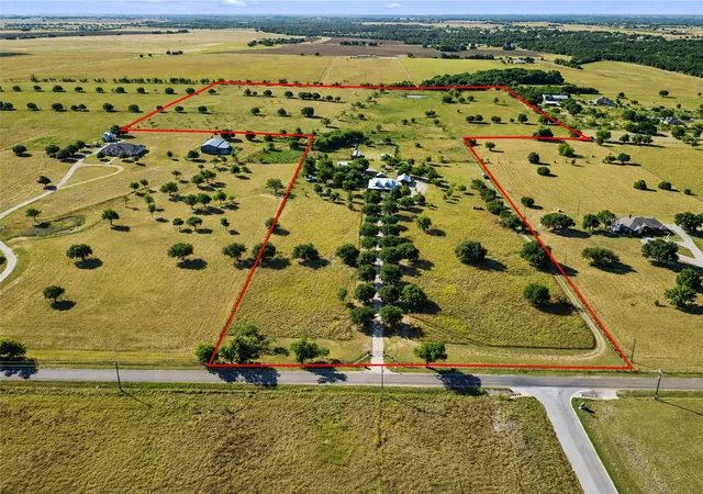 Photo 1 of House for sale at 2415 Old Crawford Rd, Crawford, TX 76638 | MLS# 21374820 | Listing updated on 2026-09-22