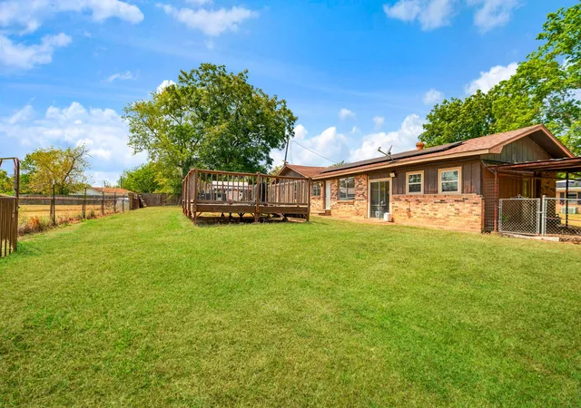 Photo 3 of Single family home for sale at 107 Short St, Talco, TX 75487 | MLS# 21376001 | Listing updated on 2026-09-03