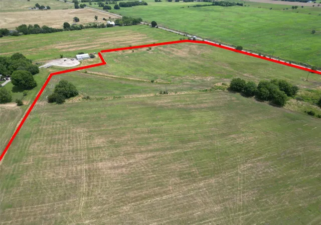 Photo 4 of Land for sale at Tbd Fm 898 W, Bonham, TX 75418 | MLS# 21376054 | Listing updated on 2026-09-03