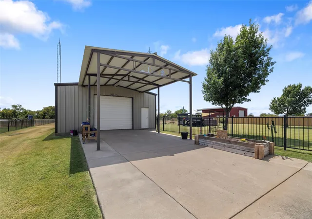 Photo 2 of Single family home for sale at 6287 Bridle Trl, Caddo Mills, TX 75135 | MLS# 21375702 | Listing updated on 2026-09-28