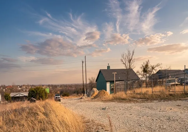 Photo 1 of Land for sale at 104 Sparrow Dr, Azle, TX 76020 | MLS# 21366989 | Listing updated on 2026-09-03