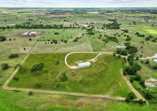 Photo 15 of Single family home for sale at 1430 County Rd 2735, Decatur, TX 76234 | MLS# 21376148 | Listing updated on 2026-10-09