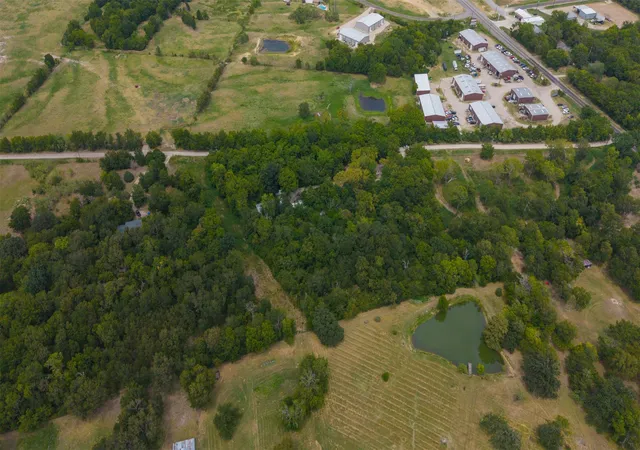 Photo 1 of Manufactured home for sale at 165 Private Rd 6047, Wills Point, TX 75169 | MLS# 21374907 | Listing updated on 2026-10-03
