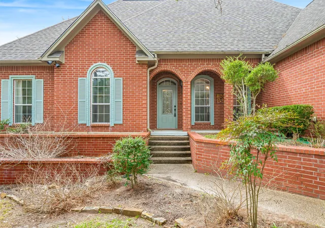 Photo 3 of Single family home for sale at 1304 Greenbriar Trl, Holly Lake Ranch, TX 75765 | MLS# 21376149 | Listing updated on 2026-09-03