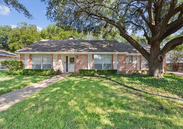 Photo 1 of Single family home for sale at 4801 Lake Englewood Dr, Waco, TX 76710 | MLS# 21375975 | Listing updated on 2026-10-01