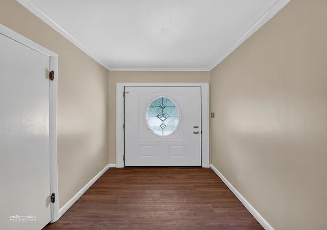 Photo 3 of Single family home for sale at 454 Arthur Ave, Shreveport, LA 71105 | MLS# 21376200 | Listing updated on 2026-10-05