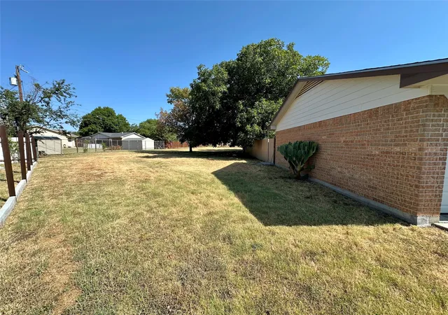 Photo 23 of Single family home for sale at 102 Mockingbird Cir, Early, TX 76802 | MLS# 21376291 | Listing updated on 2026-09-03