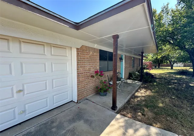 Photo 3 of Single family home for sale at 102 Mockingbird Cir, Early, TX 76802 | MLS# 21376291 | Listing updated on 2026-09-03
