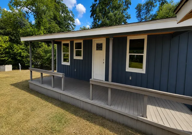 Photo 3 of Single family home for sale at 2016 Gavin Rd, Tool, TX 75143 | MLS# 21375052 | Listing updated on 2026-09-03