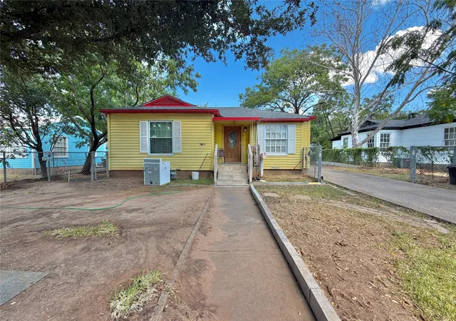 Photo 1 of Single family home for sale at 3137 Reuter Ave, Waco, TX 76708 | MLS# 21376382 | Listing updated on 2026-09-24
