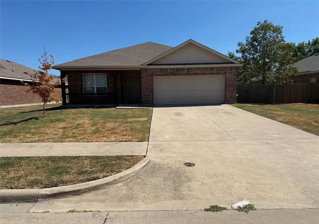 Photo 2 of Single family home for sale at 3014 Melrose Dr, Seagoville, TX 75159 | MLS# 21375483 | Listing updated on 2026-09-24