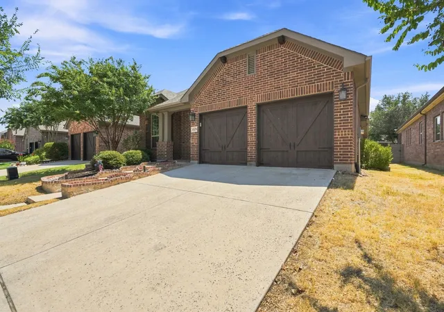 Photo 1 of Single family home for sale at 1529 8th Street, Argyle, TX 76226 | MLS# 21374317 | Listing updated on 2026-09-03