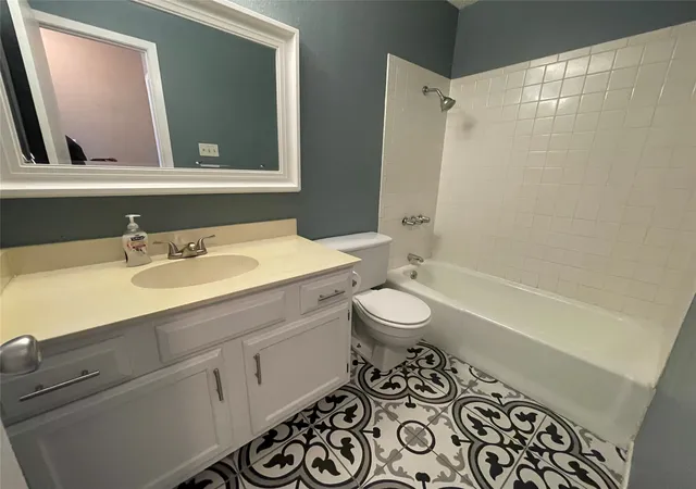 Photo 3 of Single family home for sale at 1525 Seamans Way, Abilene, TX 79602 | MLS# 21376602 | Listing updated on 2026-10-08