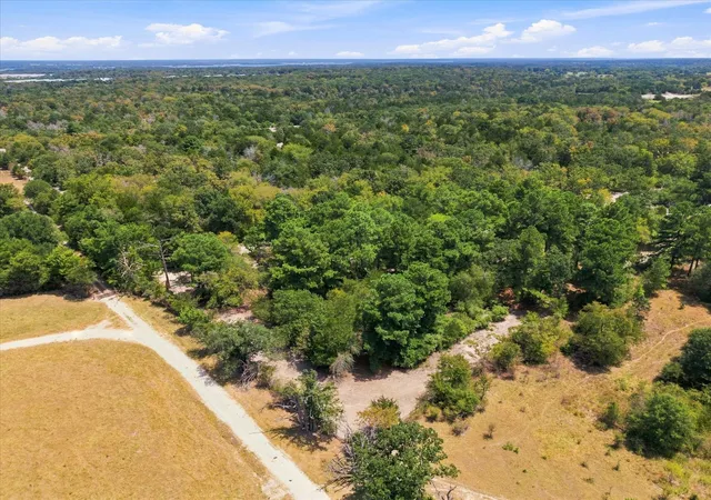 Photo 3 of House for sale at 511 Lcr 793, Groesbeck, TX 76642 | MLS# 21367237 | Listing updated on 2026-09-03