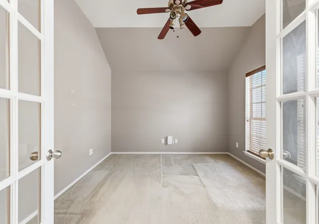 Photo 4 of Single family home for sale at 513 Northbrook Ave, Little Elm, TX 75068 | MLS# 21376421 | Listing updated on 2026-10-01