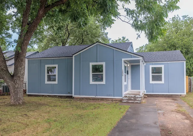 Photo 1 of Single family home for sale at 1434 Lillius St, Abilene, TX 79603 | MLS# 21368900 | Listing updated on 2026-09-15
