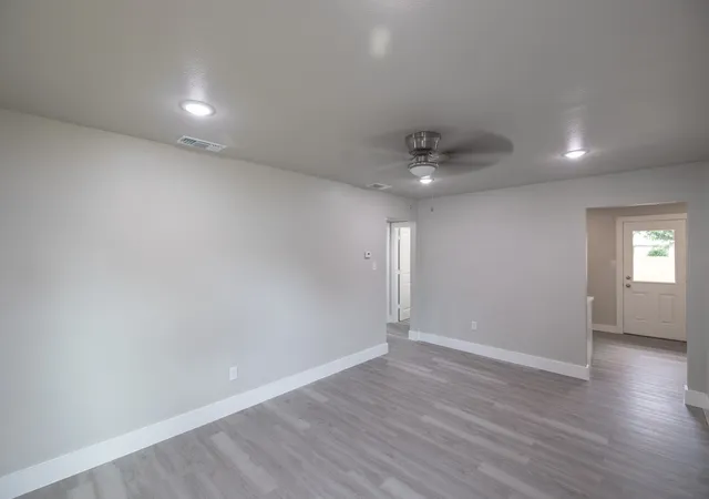Photo 3 of Single family home for sale at 1434 Lillius St, Abilene, TX 79603 | MLS# 21368900 | Listing updated on 2026-09-15