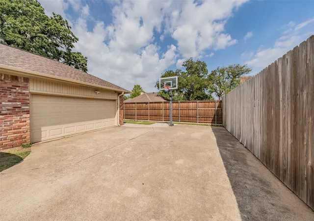Photo 3 of Single family home for sale at 7317 Tipperary Ct, North Richland Hills, TX 76182 | MLS# 21373995 | Listing updated on 2026-10-01