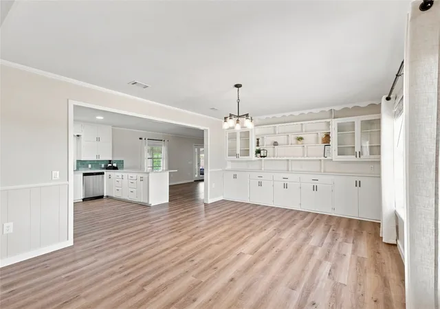 Photo 2 of Single family home for sale at 1329 County Rd 3357, Saltillo, TX 75478 | MLS# 21376687 | Listing updated on 2026-10-06
