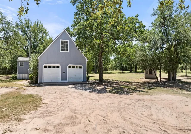 Photo 3 of Single family home for sale at 1709 Powell Cemetery Rd, Tolar, TX 76476 | MLS# 21376732 | Listing updated on 2026-09-04