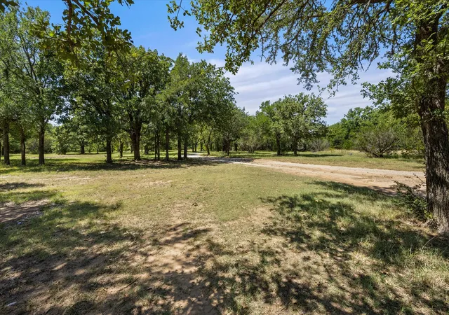 Photo 4 of Single family home for sale at 1709 Powell Cemetery Rd, Tolar, TX 76476 | MLS# 21376732 | Listing updated on 2026-09-04