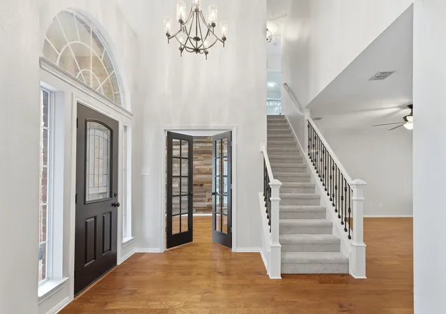 Photo 2 of Single family home for sale at 301 Belvedere Dr, Allen, TX 75013 | MLS# 21375588 | Listing updated on 2026-10-07