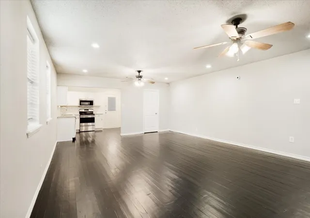 Photo 4 of Single family home for sale at 3728 Luella Rd, Sherman, TX 75090 | MLS# 21376739 | Listing updated on 2026-09-03